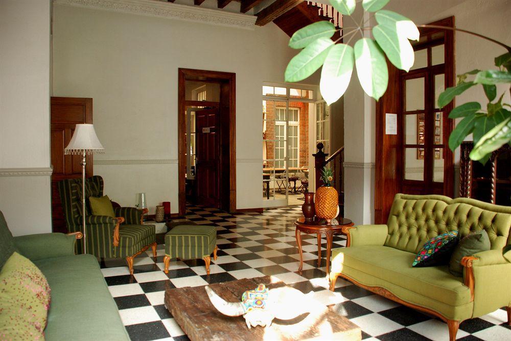 El Patio 77 Bed & Breakfast